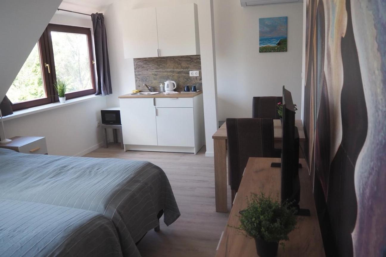 דירות Fot Szent Benedek Apartman מראה חיצוני תמונה