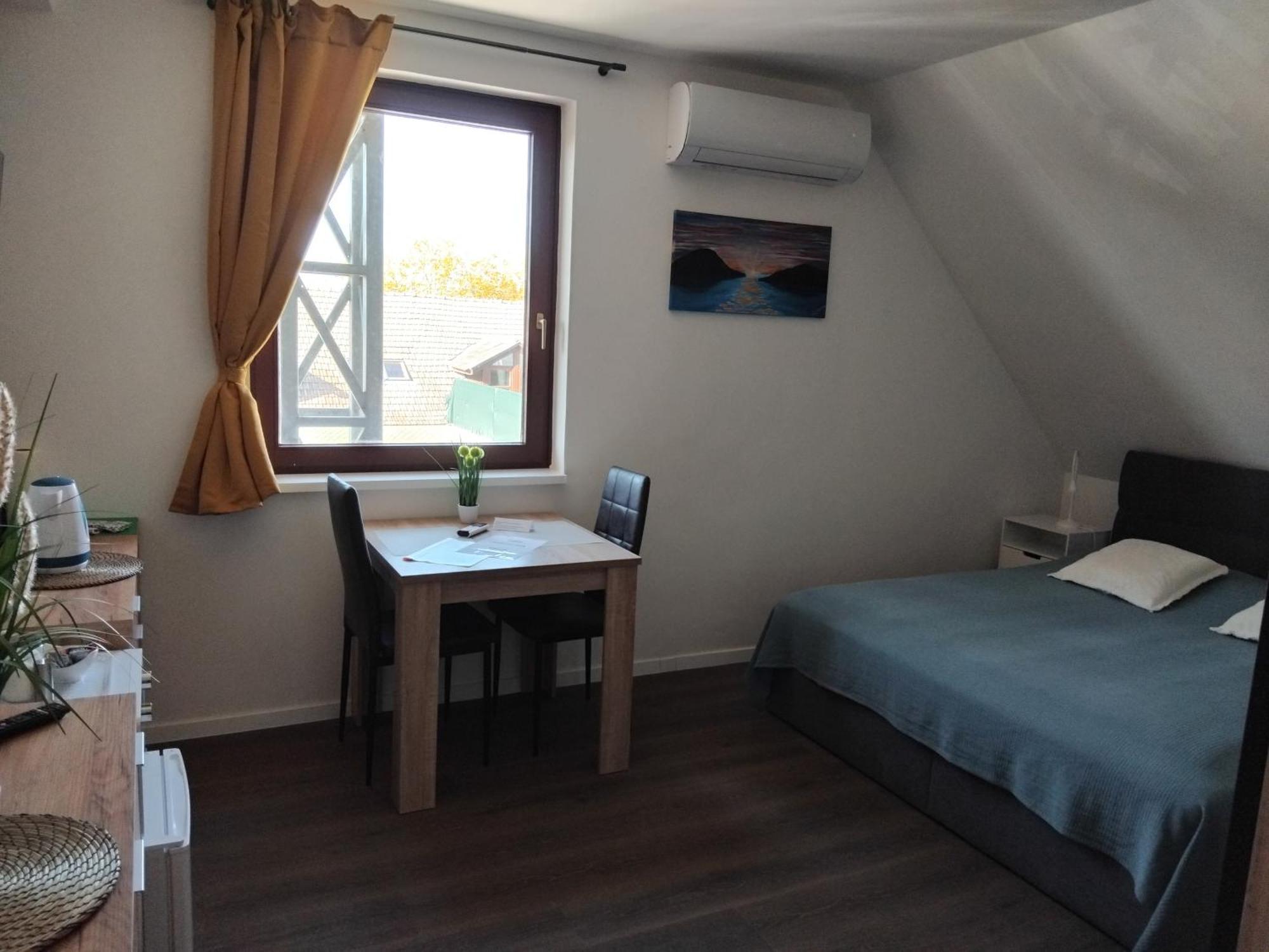 דירות Fot Szent Benedek Apartman מראה חיצוני תמונה