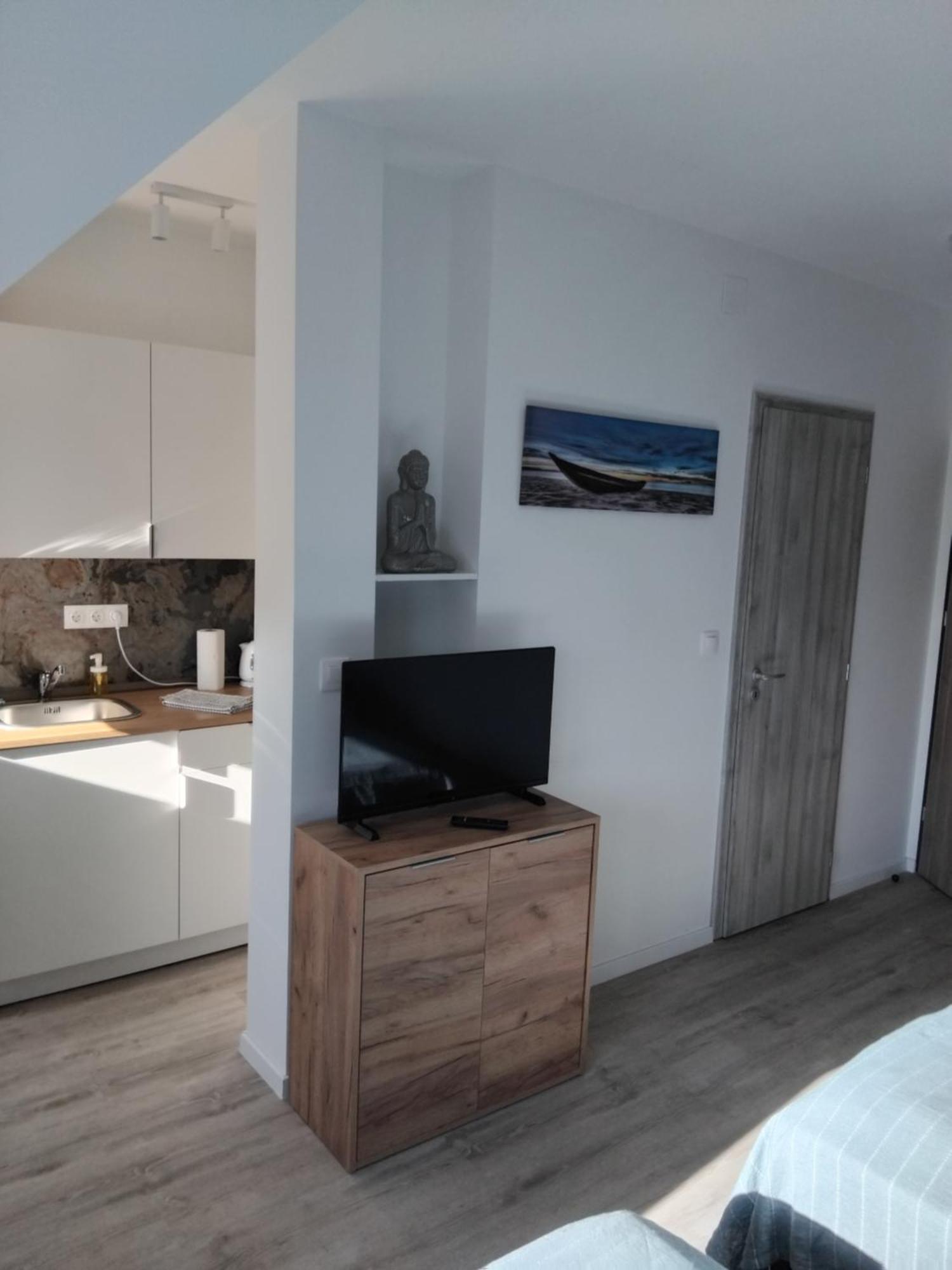 דירות Fot Szent Benedek Apartman מראה חיצוני תמונה