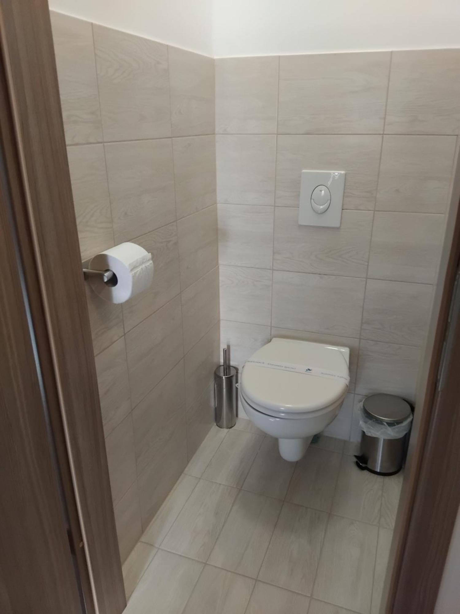 דירות Fot Szent Benedek Apartman מראה חיצוני תמונה